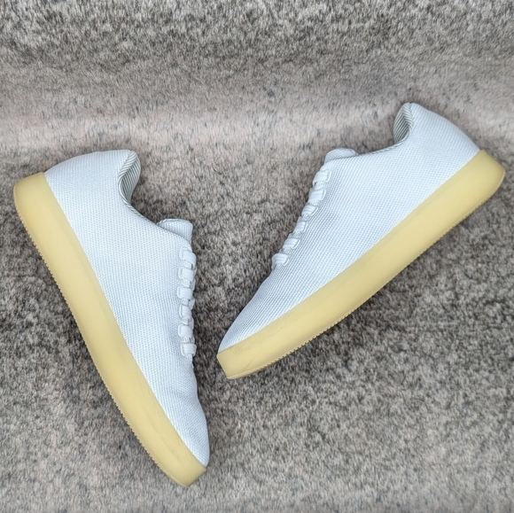 Atoms Model 001 Sneaker Limited Edition Bright White Women's 7 - Picture 7 of 14